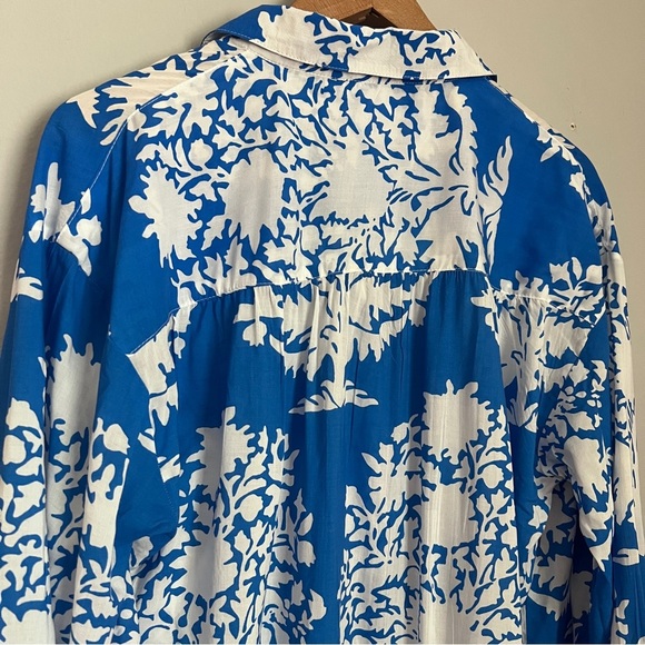 Calzedonia Blue and White Patterned Shirt Oversized Size Small NWOT - Picture 6 of 9